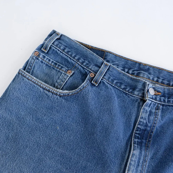 Vintage 90S Levi's 560  Loose Fit 100% Cotton Mid-wash Blue Denim Jeans 40X30 - Picture 12 of 14